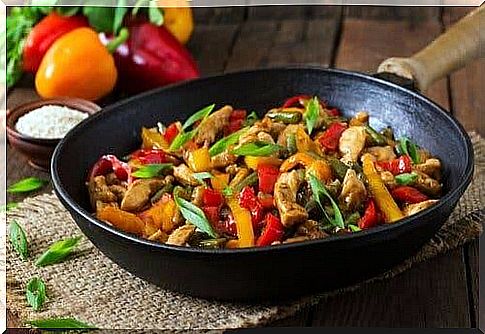 Chicken recipes with mushrooms: chicken, mushrooms and peppers