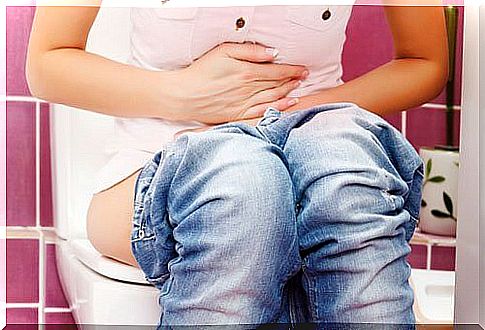 fight constipation with natural laxatives