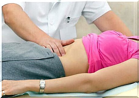 Medical examination of the stomach. 